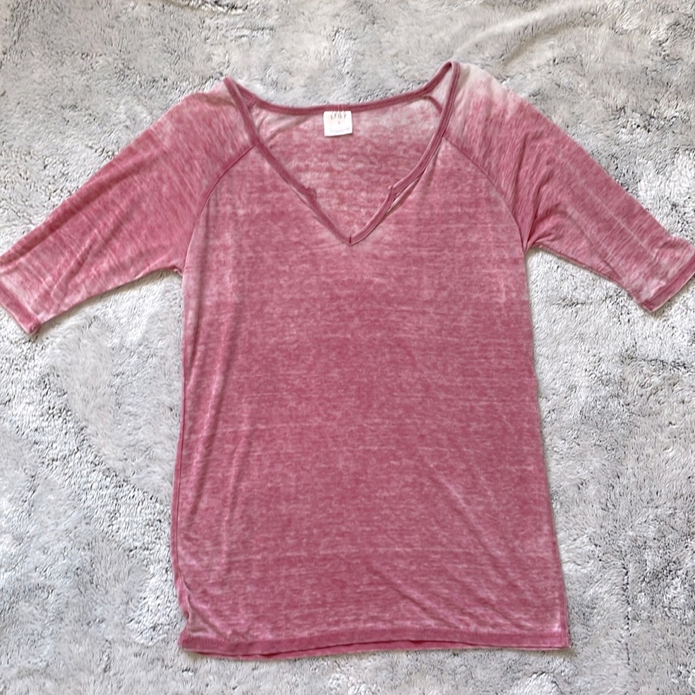 Quarter Sleeve V-Neck T-Shirt!